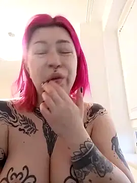 divine eve online show from February 19, 2:34 pm