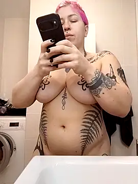 divine eve online show from October 19, 2:29 pm