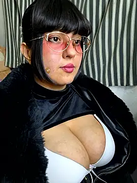 Derry Cooper online show from January 8, 2:36 am