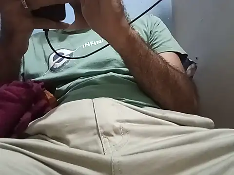 cuckhair online show from June 9, 4:40 pm