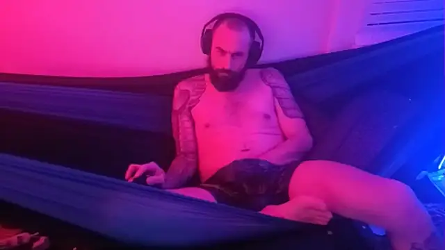 AceSpinning DJ online show from April 25, 4:59 am