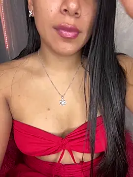 Snapshot of LinnaGardenia chatting on March 16, 10:20 pm LinnaGardenia online show from March 16, 10:20 pm