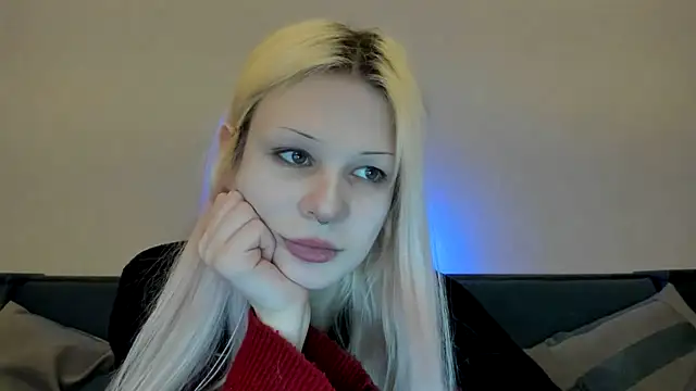 sashakiss99 online show from December 22, 1:33 pm