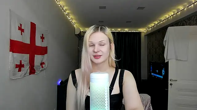 sashakiss99 online show from January 31, 4:27 pm