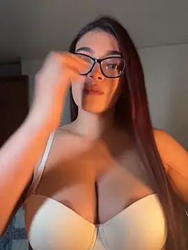 kathii95 online show from May 26, 1:56 am