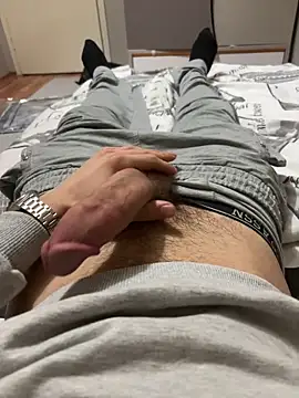 mertkaan27 online show from February 9, 10:14 pm