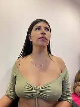 Alanna atm  online show from April 25, 10:07 pm