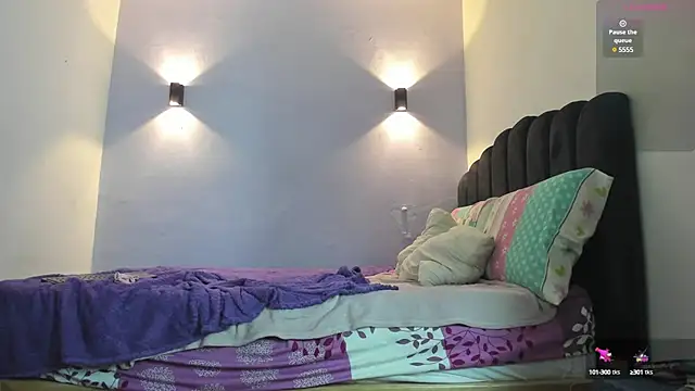 Snapshot of Sofia_Clauss_ chatting on January 16, 5:11 am Sofia Clauss online show from January 16, 5:11 am