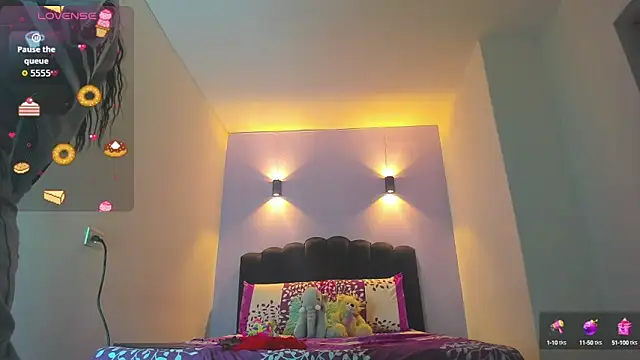 Snapshot of Sofia_Clauss_ chatting on September 17, 4:14 am Sofia Clauss online show from September 17, 4:14 am