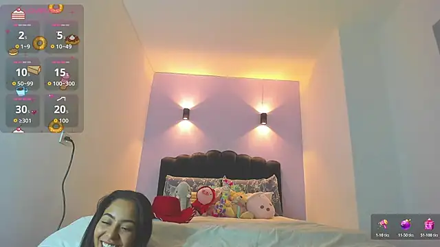 Snapshot of Sofia_Clauss_ chatting on October 29, 5:53 am Sofia Clauss online show from October 29, 5:53 am