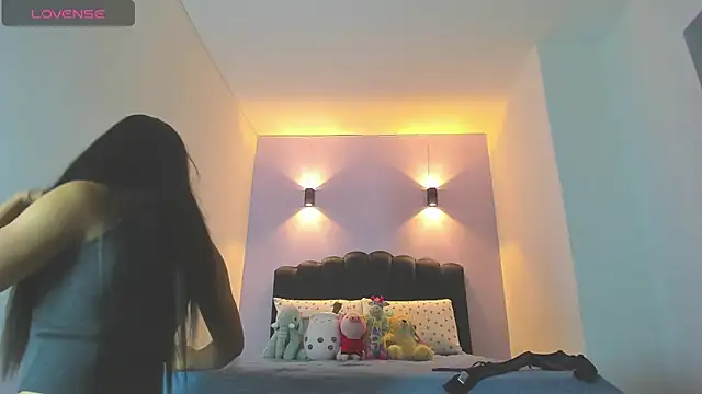 Snapshot of Sofia_Clauss_ chatting on November 12, 2:12 am Sofia Clauss online show from November 12, 2:12 am