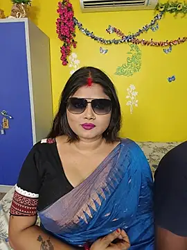 Snapshot of OrgsmMust chatting on June 8, 6:30 pm OrgsmMust online show from June 8, 6:30 pm