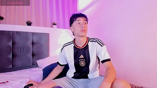 AlessandroDybala online show from March 10, 6:45 pm