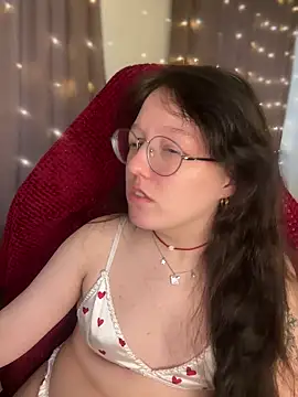 emigooflordXD online show from February 14, 10:38 am