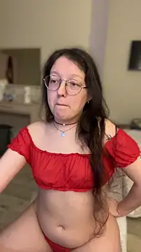 emigooflordXD online show from November 10, 8:35 am