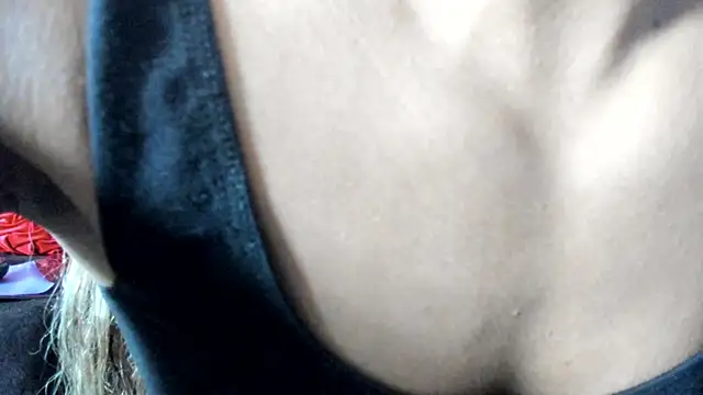 yiauana online show from March 7, 10:21 pm