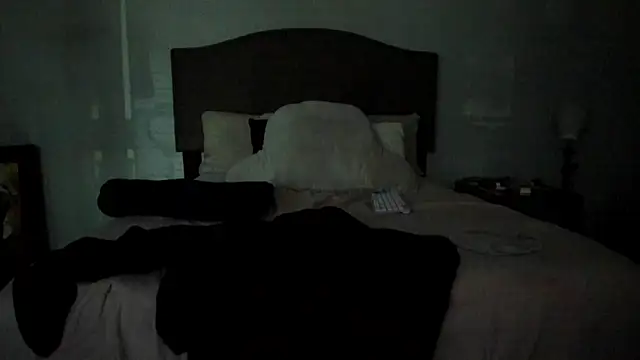 yiauana online show from October 7, 11:57 pm