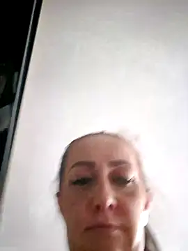 AvaLloyd online show from February 25, 12:24 pm