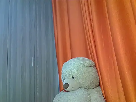 freaky juicy online show from October 11, 4:01 am