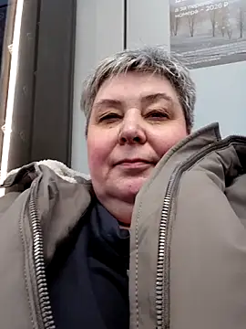 Baunti5555 online show from February 8, 9:45 am