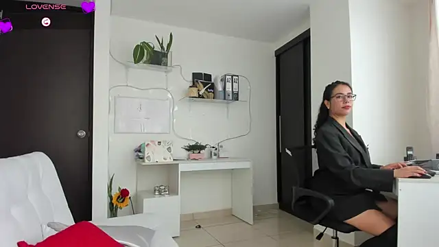 susana monroy online show from May 20, 6:58 pm