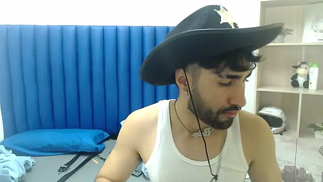 MilanZaire online show from September 13, 12:21 am