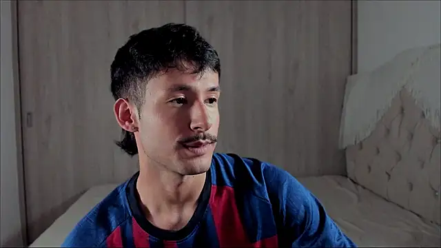 dimitri targaryen online show from April 21, 1:50 pm