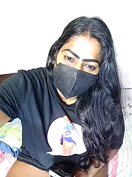 Snapshot of DISNI1997 chatting on February 4, 8:17 pm DISNI1997 online show from February 4, 8:17 pm