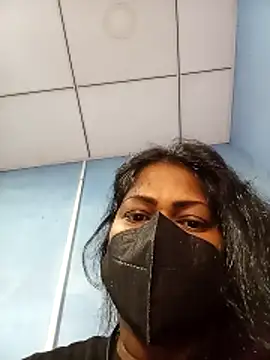 Snapshot of DISNI1997 chatting on December 1, 3:11 am DISNI1997 online show from December 1, 3:11 am