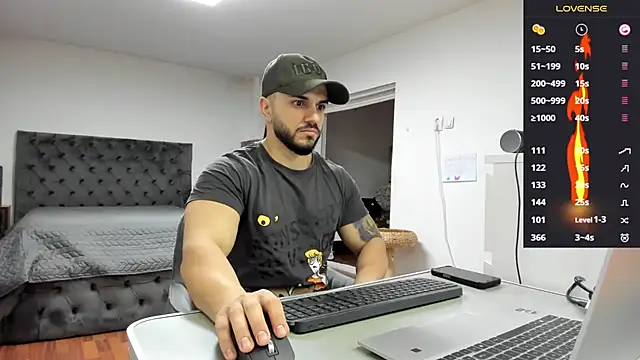 supermanboy94 online show from March 23, 6:39 am