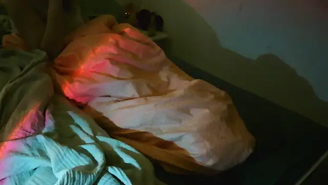 Everydayonli online show from October 12, 8:35 am