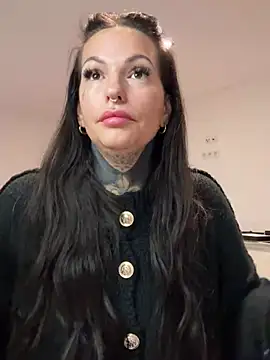 Snapshot of AileenInkOfficial chatting on January 13, 3:34 am AileenInkOfficial online show from January 13, 3:34 am