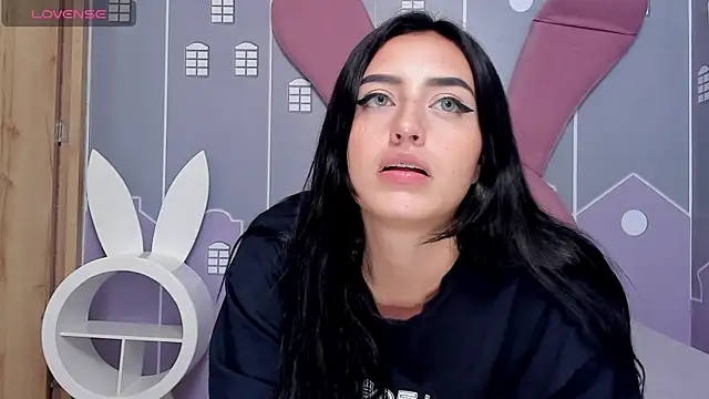 Lesly sexy4u online show from February 23, 4:28 am