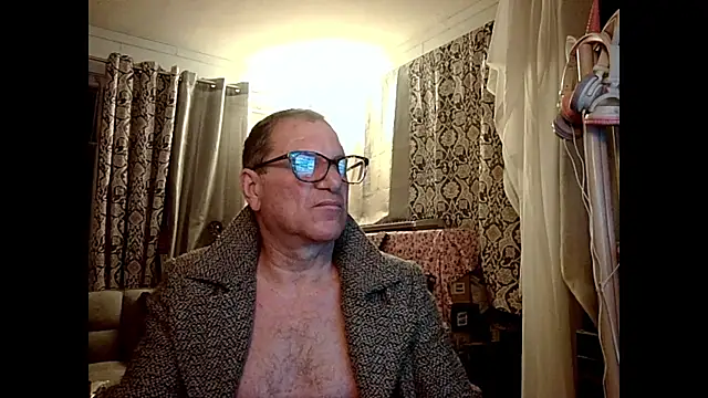 coryassman online show from January 25, 8:31 am