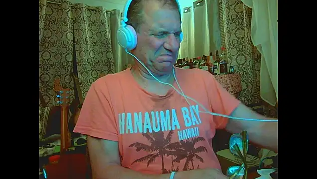 coryassman online show from July 4, 5:35 am