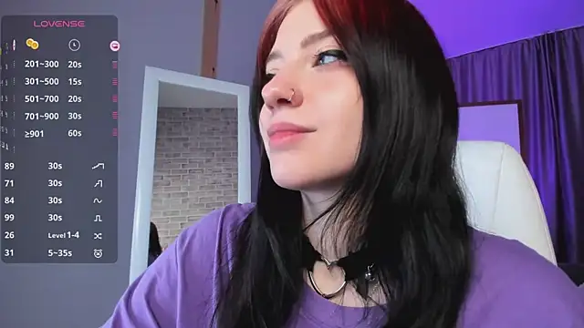 arielabradberry online show from December 15, 5:20 pm