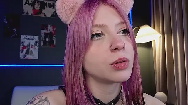 arielabradberry online show from April 25, 1:41 pm