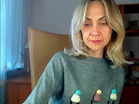 Tanya6547 online show from November 12, 11:21 am