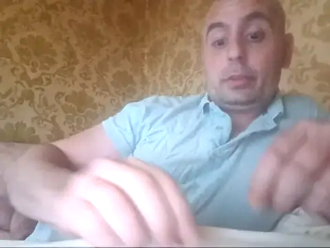 Snapshot of Basszos88i chatting on October 20, 5:13 pm Basszos88i online show from October 20, 5:13 pm