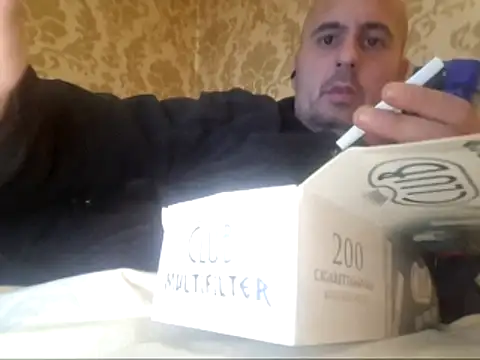 Snapshot of Basszos88i chatting on October 23, 7:12 pm Basszos88i online show from October 23, 7:12 pm