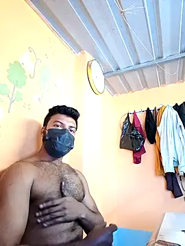 Snapshot of model_yesx chatting on February 26, 5:09 am model yesx online show from February 26, 5:09 am