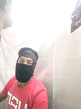 Snapshot of model_yesx chatting on February 26, 8:13 am model yesx online show from February 26, 8:13 am