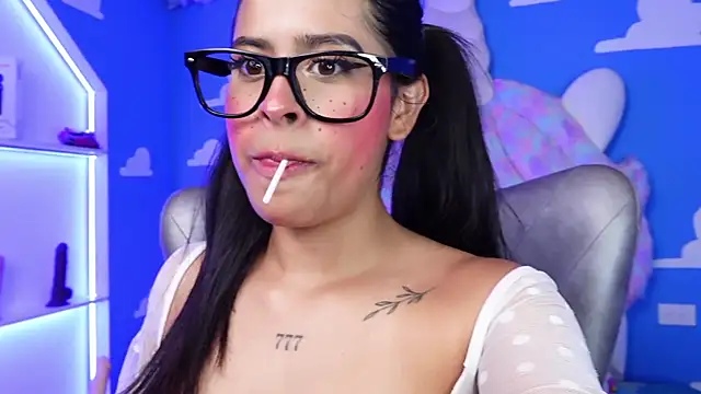 miss romyna online show from February 19, 2:12 pm