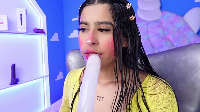 miss romyna online show from March 7, 2:23 pm