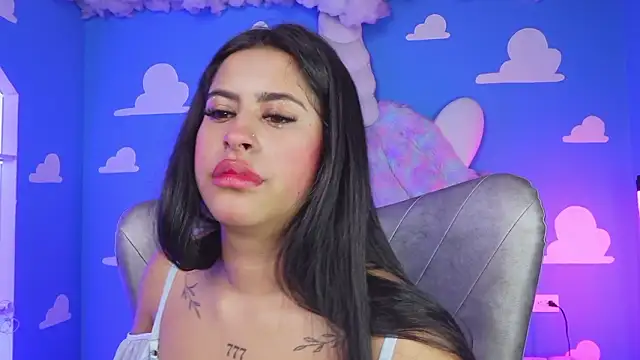 miss romyna online show from February 7, 11:03 am