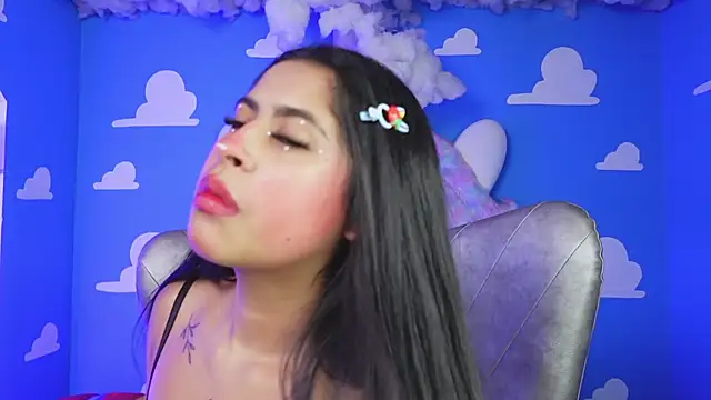 miss romyna online show from April 22, 11:01 am