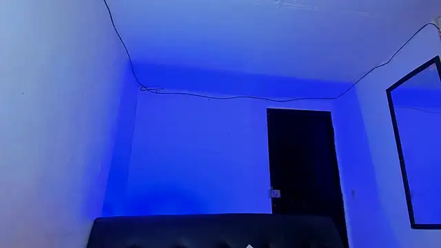 Snapshot of emperatrizhotwolf chatting on March 11, 8:30 am emperatrizhotwolf online show from March 11, 8:30 am