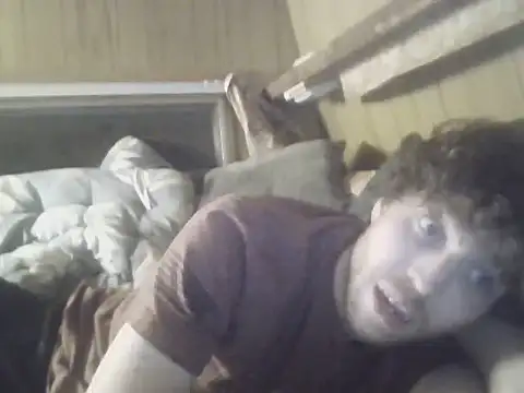 Snapshot of Irishman9077 chatting on October 20, 8:37 am Irishman9077 online show from October 20, 8:37 am