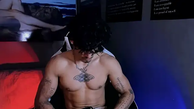 Thomas Fit1 online show from April 10, 7:29 pm