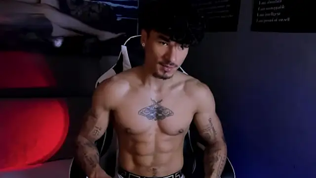 Thomas Fit1 online show from April 21, 6:55 pm